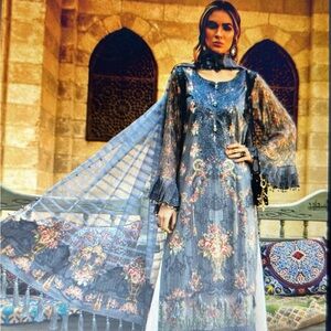 Maria B Blue Floral 3-Piece Suit – Kurta Pants Dupatta - Size S